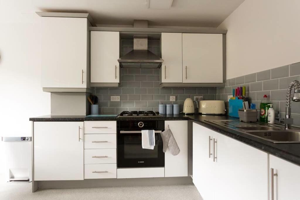 شيفيلد The Beeches 3 - Serviced Apartment المظهر الخارجي الصورة